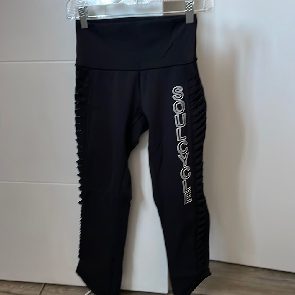 Lululemon crop 21”